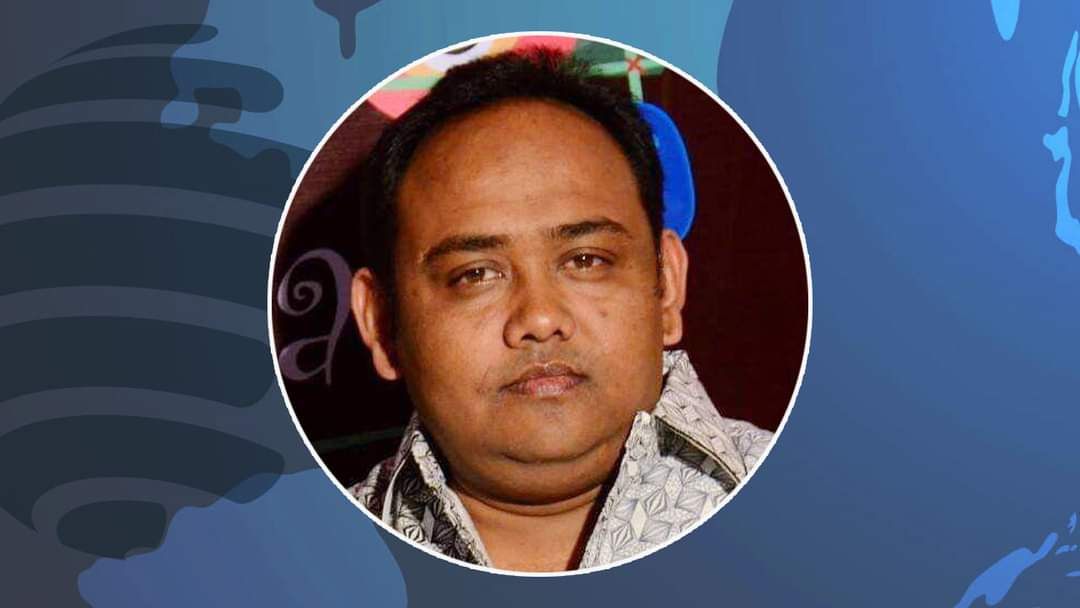 ‘মেয়েদের তরমুজ ভালো আর ছেলেদের সাগর কলা ভালো।’ যৌন হেনস্তা, রাবি শিক্ষক মনির যৌন হেনস্তা